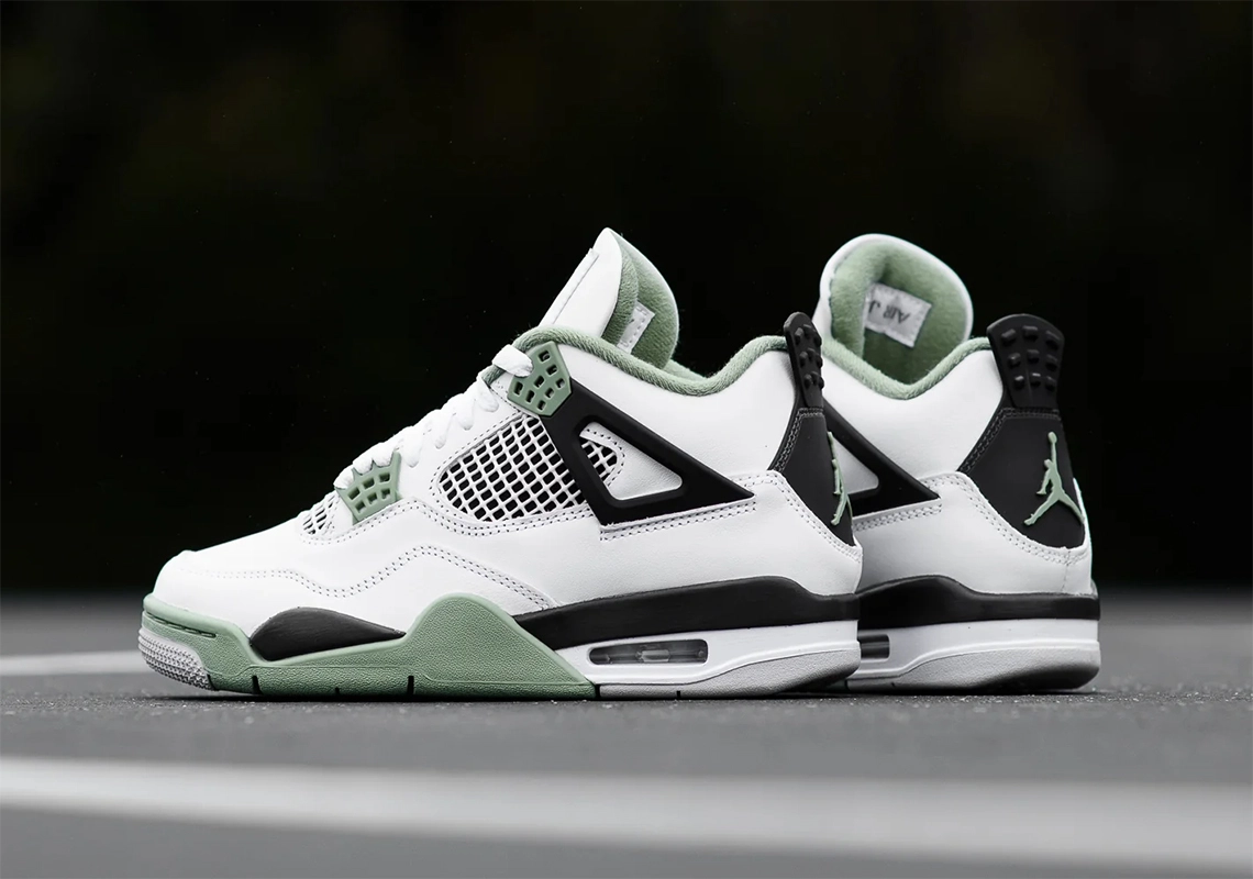 A4等級以上 28.0cm Nike WMNS Air Jordan 4 Oil Green